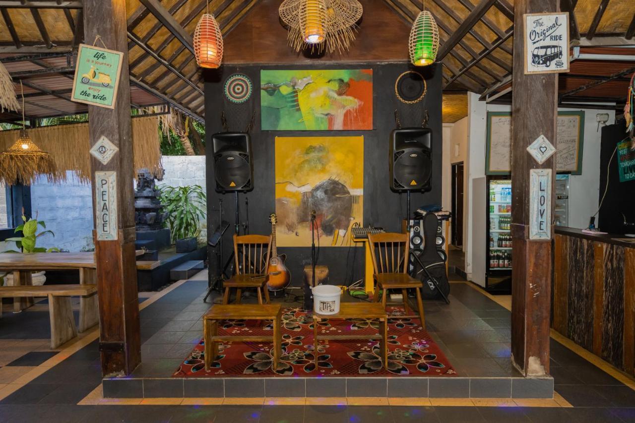 Mae Mae Beach House Batununggul Zewnętrze zdjęcie