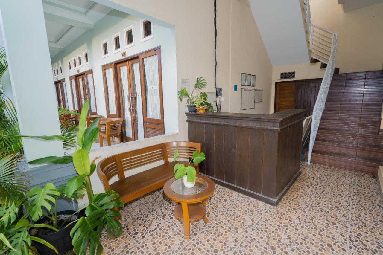 Mae Mae Beach House Batununggul Zewnętrze zdjęcie